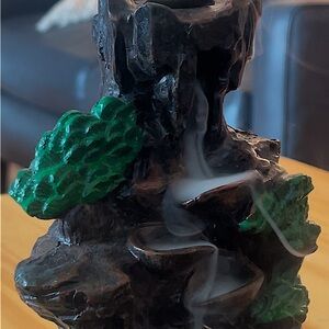 Insect holder very cool .